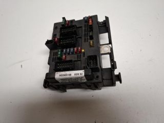 bontott PEUGEOT 307 Biztosítéktábla Motortér