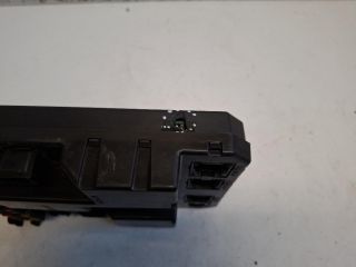 bontott PEUGEOT 307 Biztosítéktábla Motortér