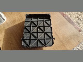 bontott PEUGEOT 307 Biztosítéktábla Utastér