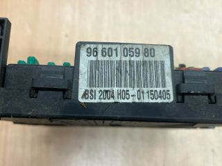 bontott PEUGEOT 307 Biztosítéktábla Utastér