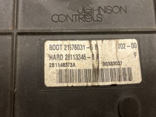 bontott PEUGEOT 307 Biztosítéktábla Utastér