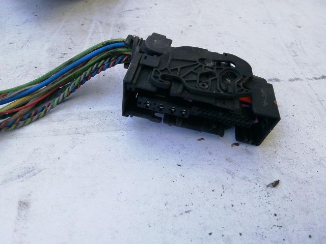 bontott PEUGEOT 307 Csatlakozó