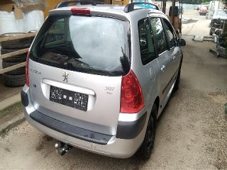 bontott PEUGEOT 307 Csomagtér Kárpit