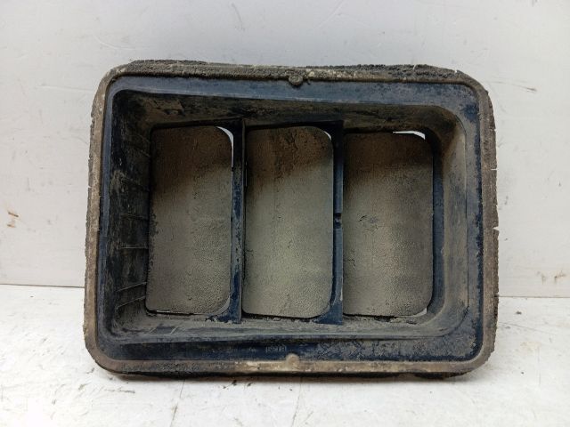 bontott PEUGEOT 307 Csomagtér Szellőző Bal