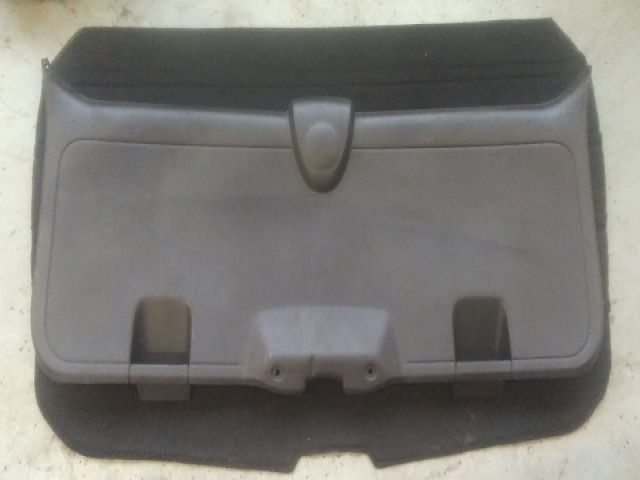 bontott PEUGEOT 307 Csomagtérajtó Burkolat (Részeivel)