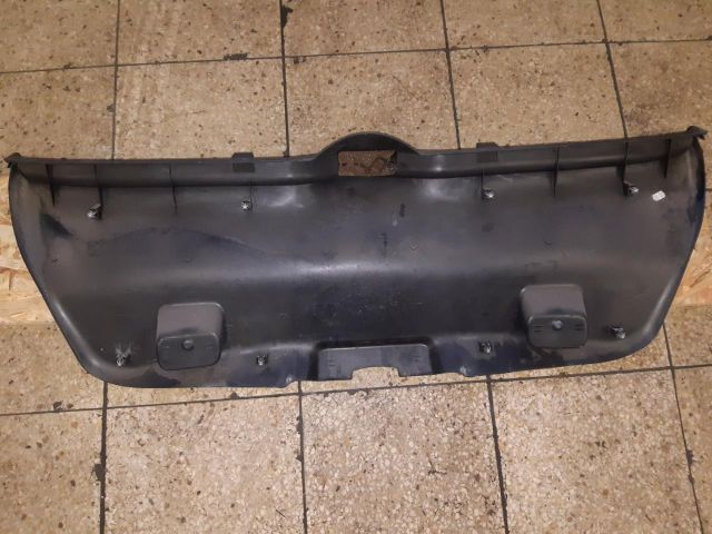 bontott PEUGEOT 307 Csomagtérajtó Burkolat (Részeivel)