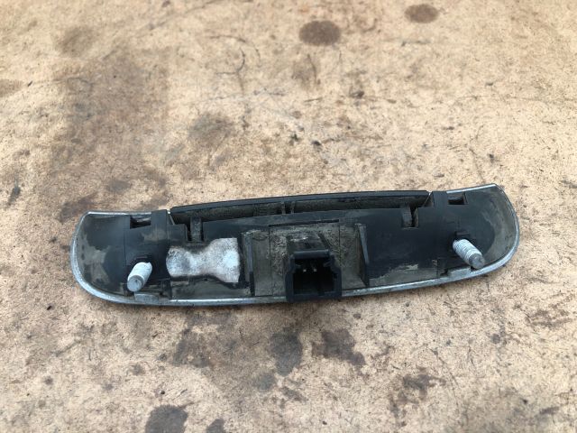 bontott PEUGEOT 307 Csomagtérajtó Kilincs