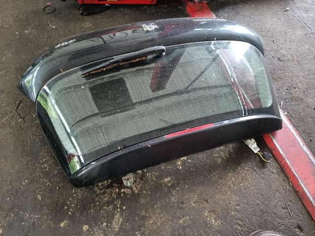 bontott PEUGEOT 307 Csomagtérajtó (Részeivel)