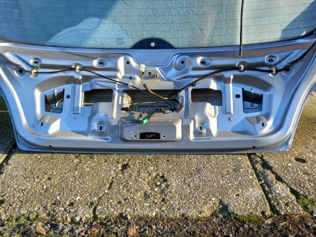 bontott PEUGEOT 307 Csomagtérajtó (Üres lemez)