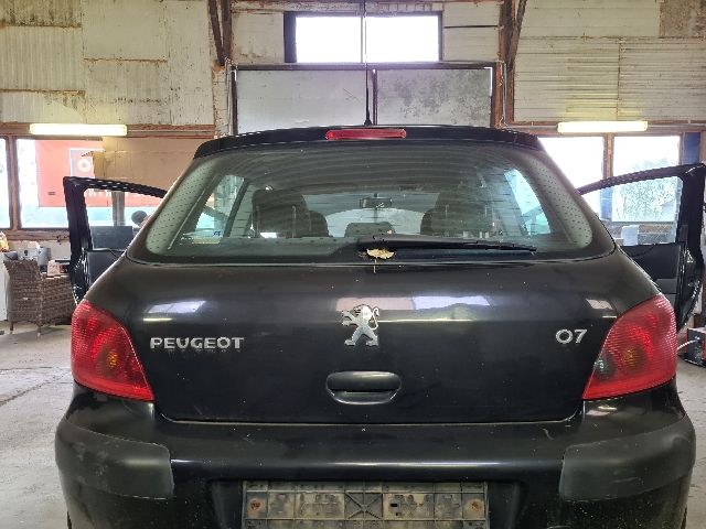 bontott PEUGEOT 307 Csomagtérajtó (Üres lemez)