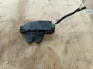 bontott PEUGEOT 307 Csomagtérajtó Zárbetét