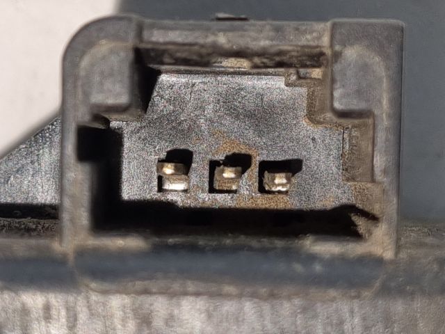 bontott PEUGEOT 307 Csomagtérajtó Zárszerkezet