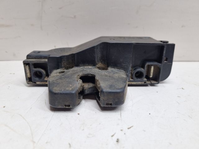 bontott PEUGEOT 307 Csomagtérajtó Zárszerkezet