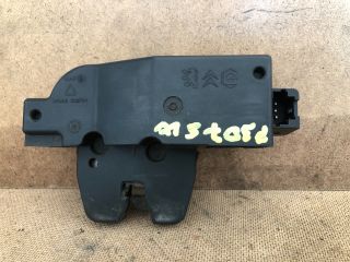 bontott PEUGEOT 307 Csomagtérajtó Zárszerkezet