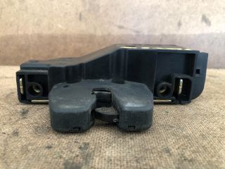 bontott PEUGEOT 307 Csomagtérajtó Zárszerkezet