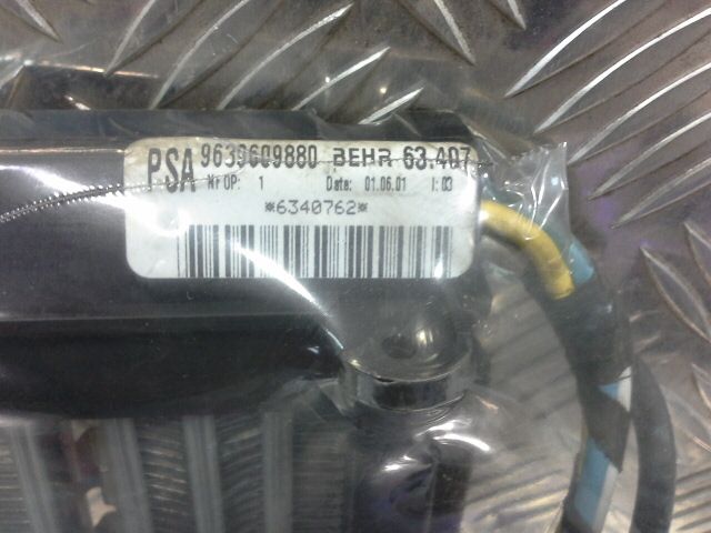 bontott PEUGEOT 307 Előfűtő