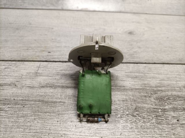 bontott PEUGEOT 307 Előtét Ellenállás Fűtőmotor