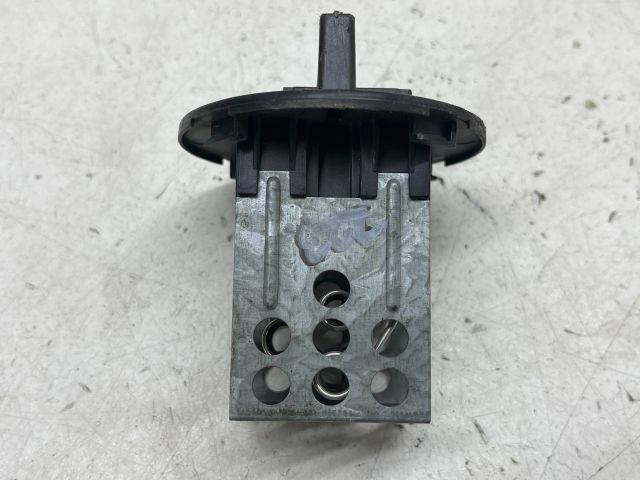 bontott PEUGEOT 307 Előtét Ellenállás Fűtőmotor