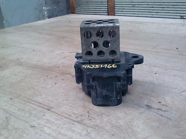 bontott PEUGEOT 307 Előtét Ellenállás Fűtőmotor