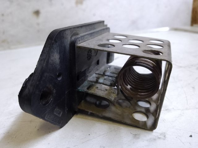 bontott PEUGEOT 307 Előtét Ellenállás Fűtőmotor