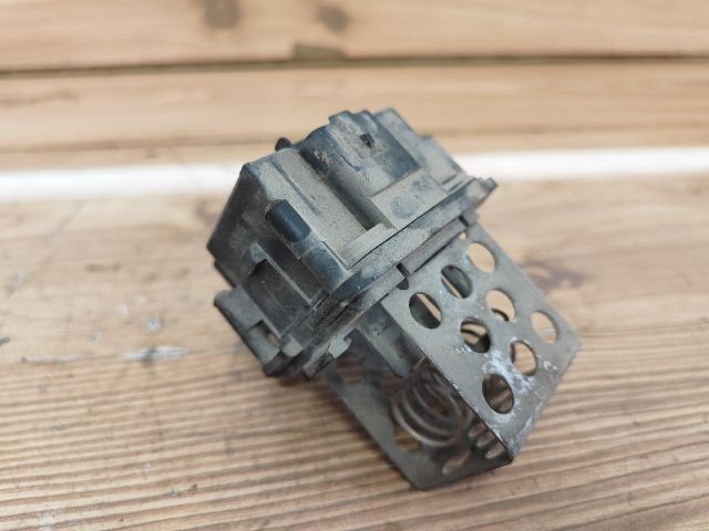 bontott PEUGEOT 307 Előtét Ellenállás Hűtőventilátor