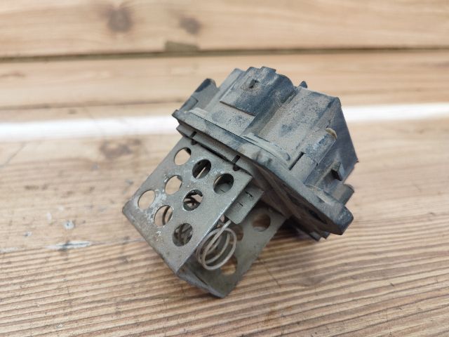 bontott PEUGEOT 307 Előtét Ellenállás Hűtőventilátor