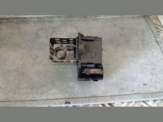 bontott PEUGEOT 307 Előtét Ellenállás Hűtőventilátor