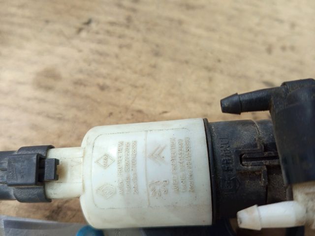 bontott PEUGEOT 307 Első Ablakmosó Szivattyú