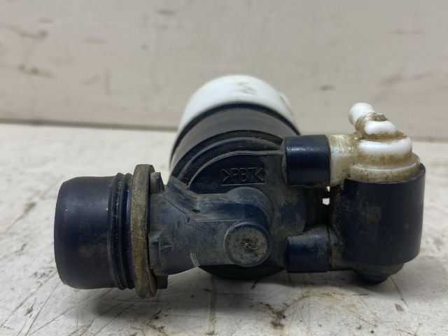 bontott PEUGEOT 307 Első Ablakmosó Szivattyú