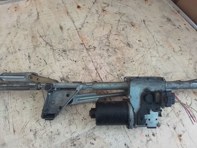 bontott PEUGEOT 307 Első Ablaktörlő Szerkezet Motorral