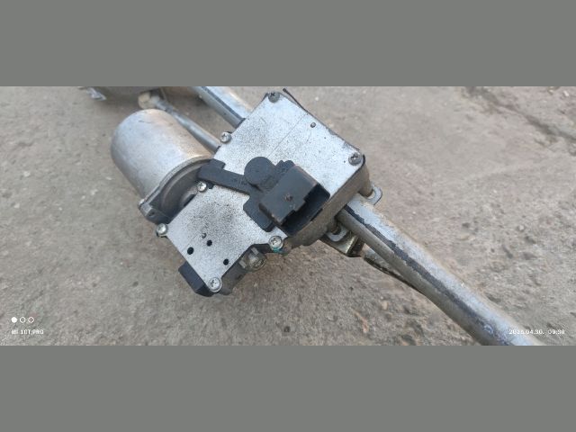 bontott PEUGEOT 307 Első Ablaktörlő Szerkezet Motorral