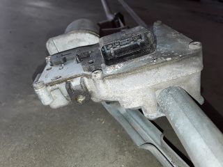 bontott PEUGEOT 307 Első Ablaktörlő Szerkezet Motorral