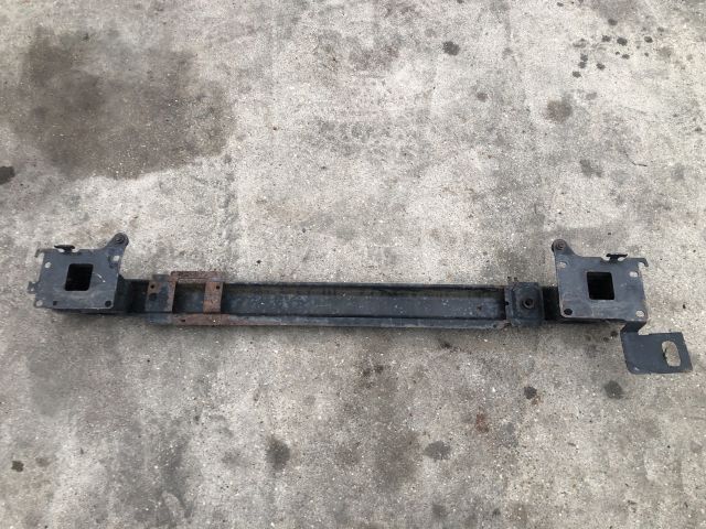 bontott PEUGEOT 307 Első Lökhárító Merevítő (Fém)