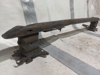 bontott PEUGEOT 307 Első Lökhárító Merevítő (Fém)