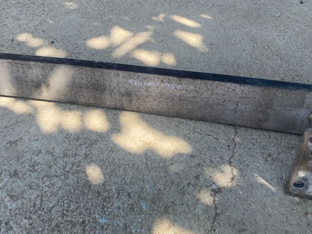 bontott PEUGEOT 307 Első Lökhárító Merevítő (Fém)