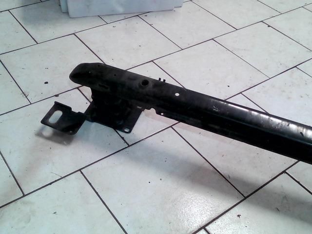 bontott PEUGEOT 307 Első Lökhárító Merevítő (Fém)