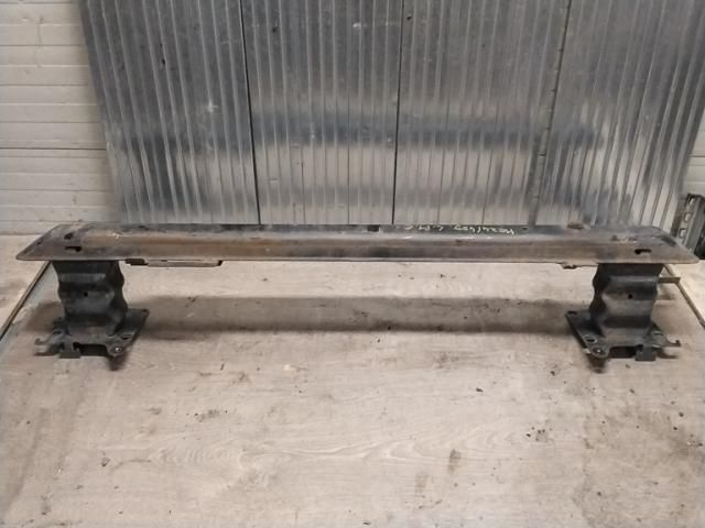 bontott PEUGEOT 307 Első Lökhárító Merevítő (Fém)