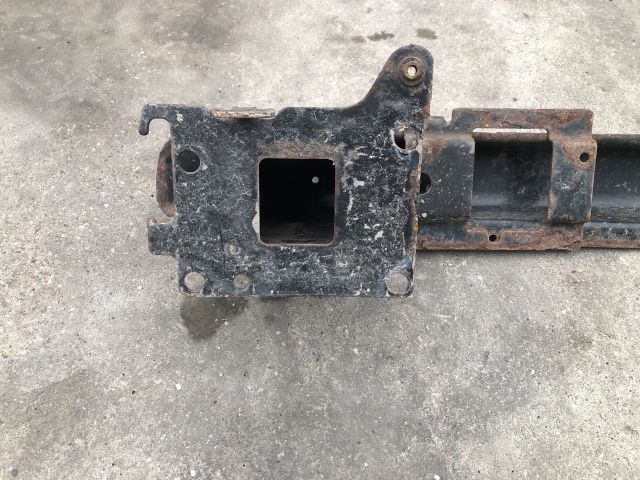 bontott PEUGEOT 307 Első Lökhárító Merevítő (Fém)