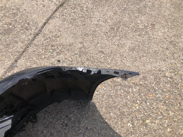 bontott PEUGEOT 307 Első Lökhárító (Részeivel)