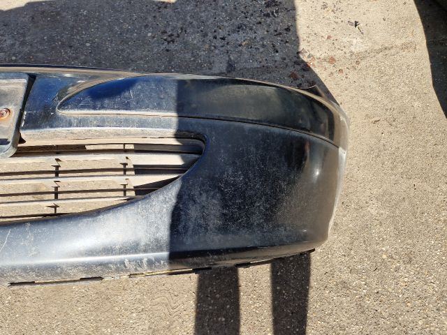 bontott PEUGEOT 307 Első Lökhárító (Részeivel)