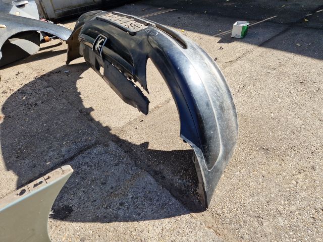 bontott PEUGEOT 307 Első Lökhárító (Részeivel)