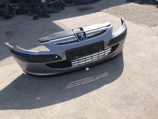 bontott PEUGEOT 307 Első Lökhárító (Részeivel)