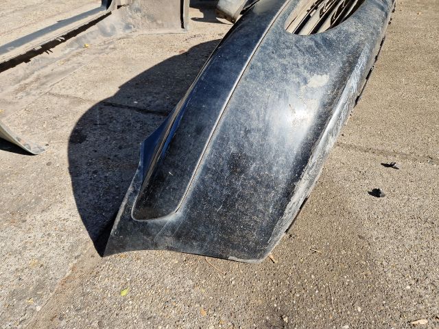 bontott PEUGEOT 307 Első Lökhárító (Részeivel)