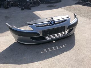 bontott PEUGEOT 307 Első Lökhárító (Részeivel)