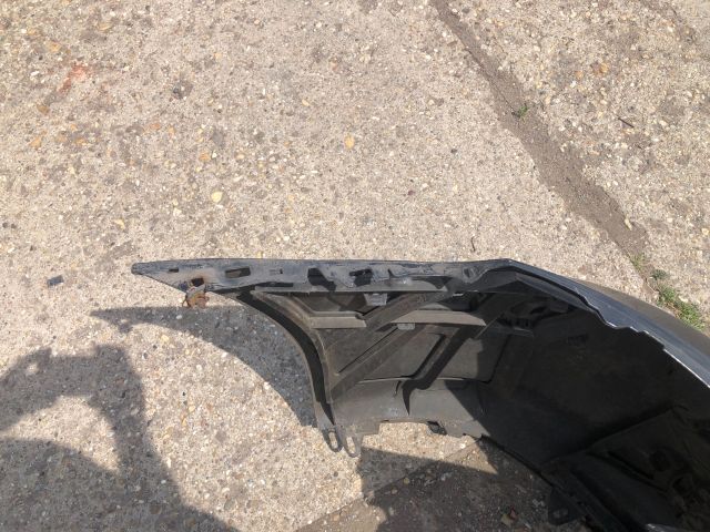 bontott PEUGEOT 307 Első Lökhárító (Részeivel)