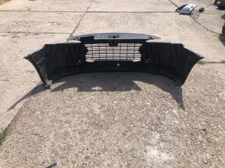 bontott PEUGEOT 307 Első Lökhárító (Részeivel)