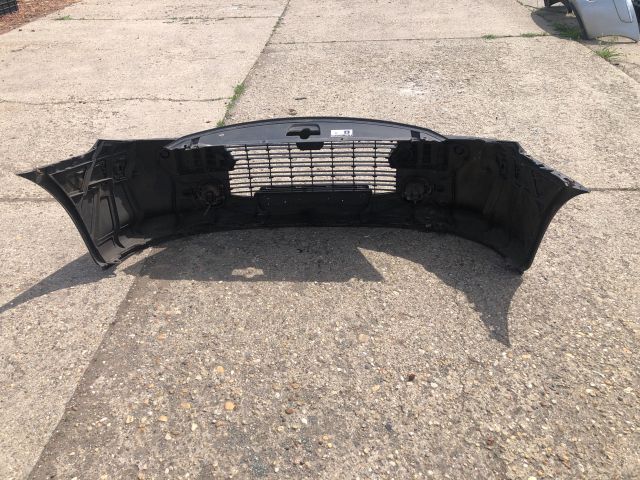 bontott PEUGEOT 307 Első Lökhárító (Részeivel)