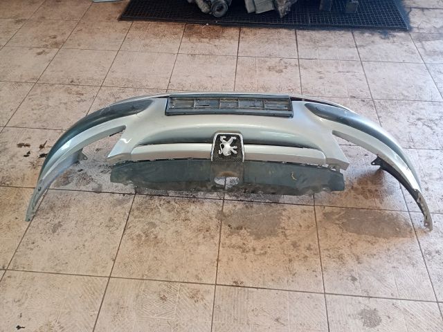 bontott PEUGEOT 307 Első Lökhárító (Üresen)