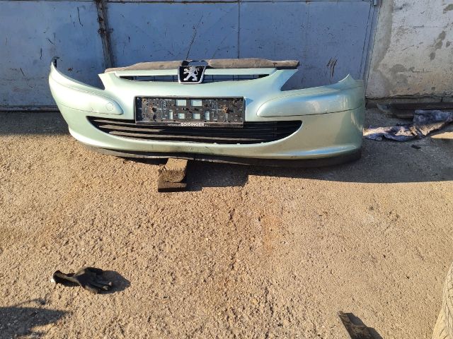 bontott PEUGEOT 307 Első Lökhárító (Üresen)