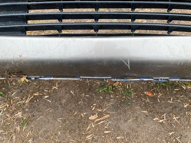 bontott PEUGEOT 307 Első Lökhárító (Üresen)